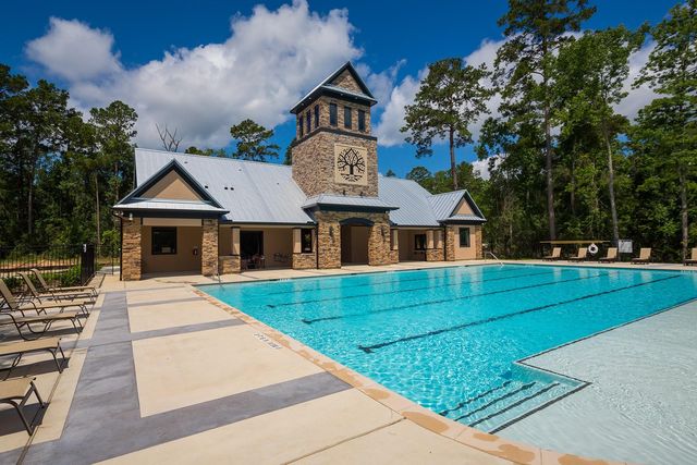 1409 Northwood Bluff Lane, Pinehurst, TX 77362