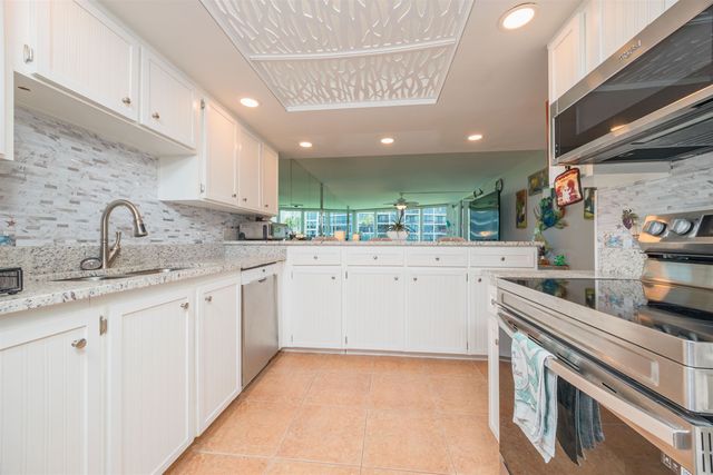 1 Dondanville Rd 116C, St Augustine, FL 32080