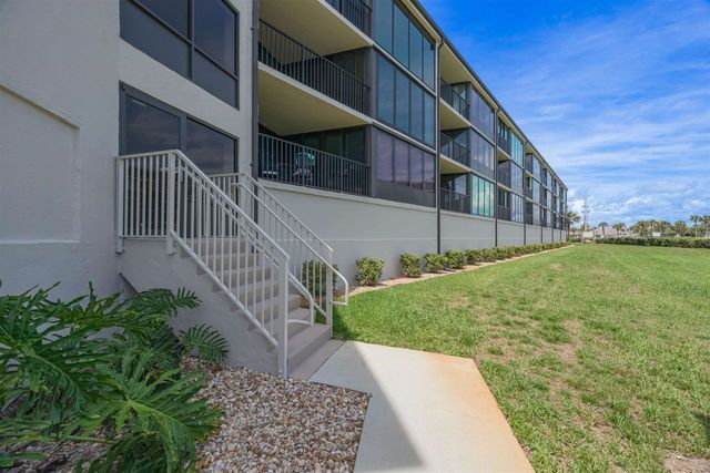 1 Dondanville Rd 116C, St Augustine, FL 32080