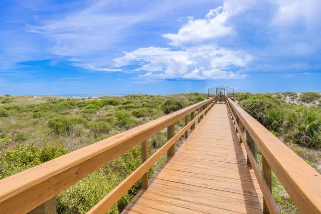 1 Dondanville Rd 116C, St Augustine, FL 32080