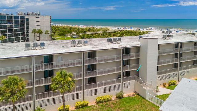 1 Dondanville Rd 116C, St Augustine, FL 32080