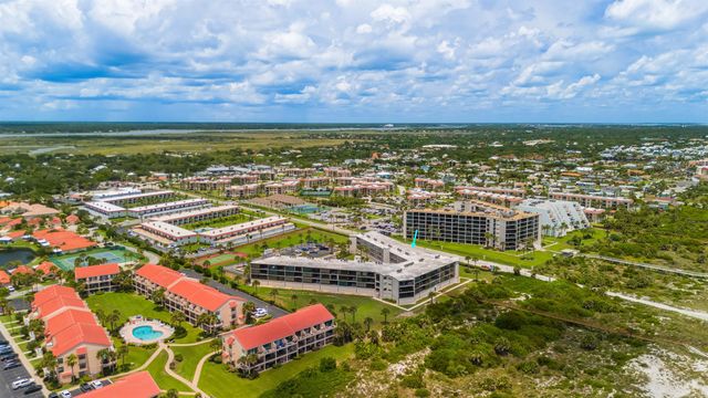 1 Dondanville Rd 116C, St Augustine, FL 32080