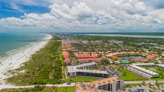1 Dondanville Rd 116C, St Augustine, FL 32080