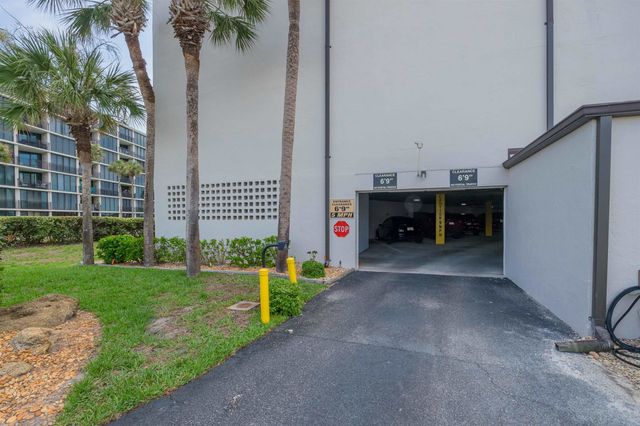 1 Dondanville Rd 116C, St Augustine, FL 32080