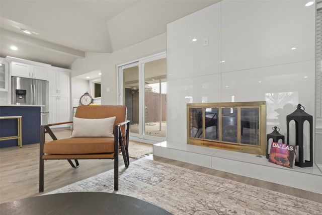 6350 Glennox Lane, Dallas, TX 75214