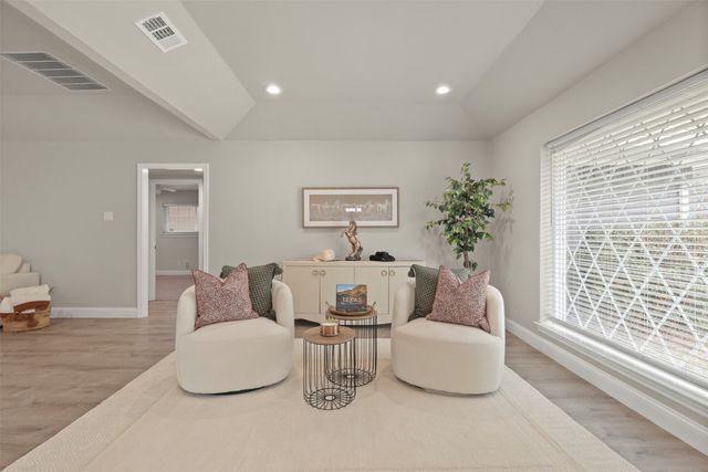 6350 Glennox Lane, Dallas, TX 75214