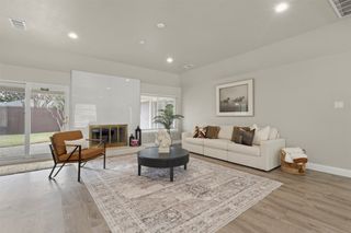 6350 Glennox Lane, Dallas, TX 75214