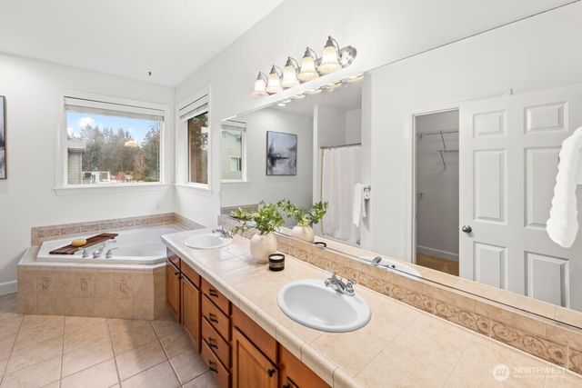 1010 Potlatch Drive, Fox Island, WA 98333