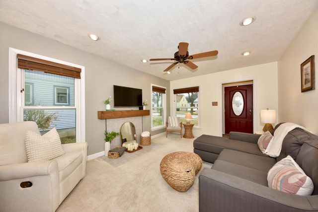 2830 N 78th STREET, Milwaukee, WI 53222