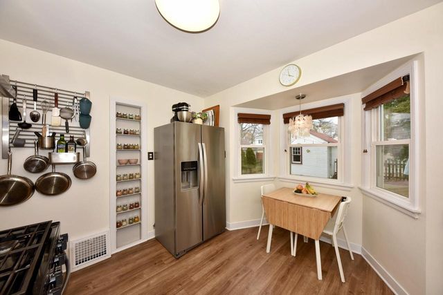 2830 N 78th STREET, Milwaukee, WI 53222