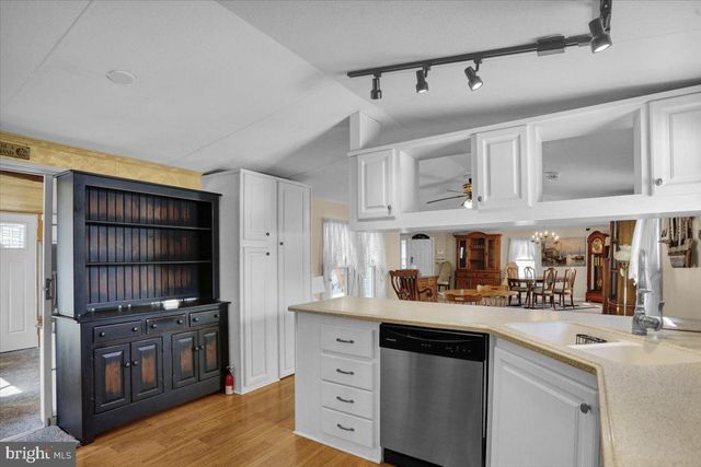 5 W GREENWING DR, Milton, DE 19968