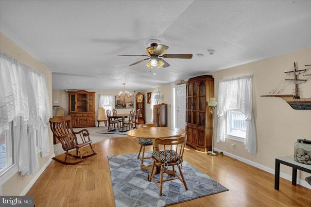 5 W GREENWING DR, Milton, DE 19968