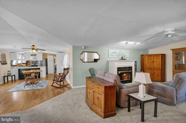 5 W GREENWING DR, Milton, DE 19968