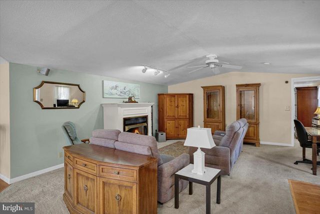 5 W GREENWING DR, Milton, DE 19968