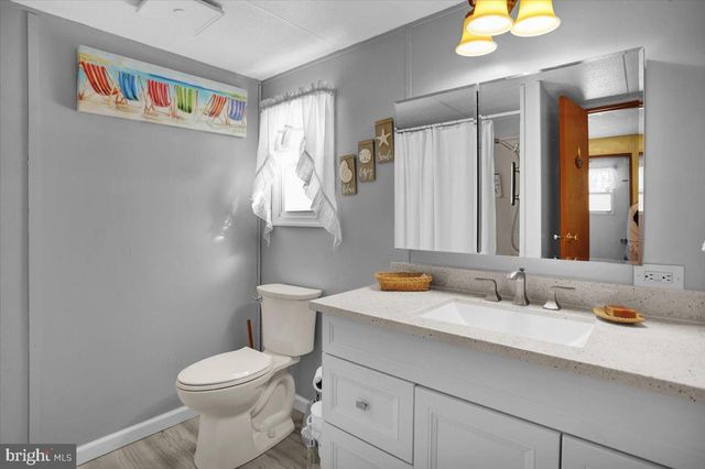 5 W GREENWING DR, Milton, DE 19968