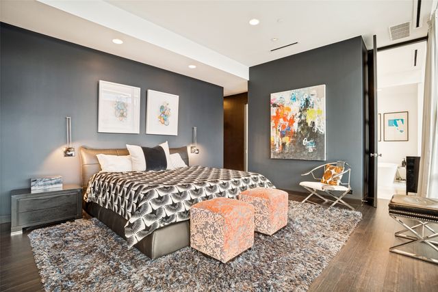 2408 Victory Park Lane 1439, Dallas, TX 75219