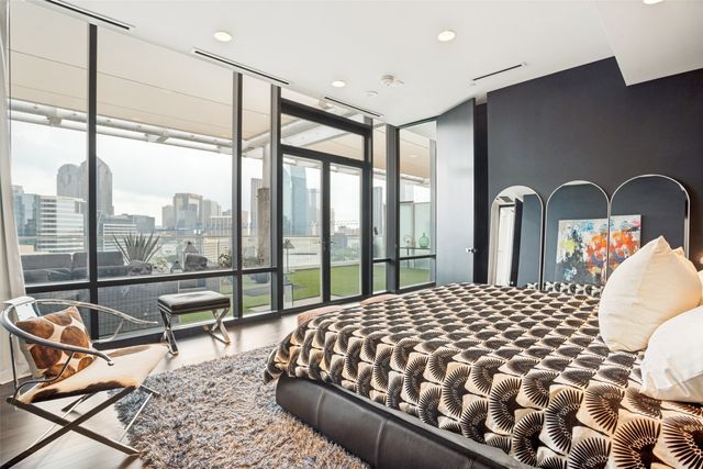 2408 Victory Park Lane 1439, Dallas, TX 75219