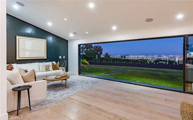 28056 Palos Verdes Drive East, Rancho Palos Verdes, CA 90275
