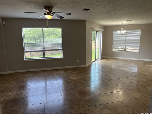 5764 MAXFLI DR, Schertz, TX 78108