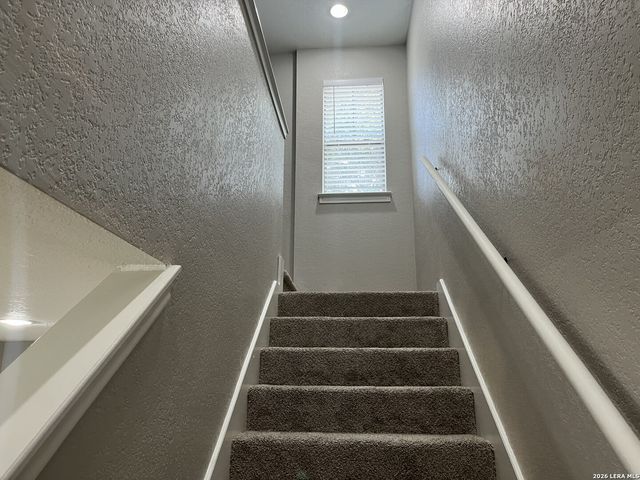 5764 MAXFLI DR, Schertz, TX 78108