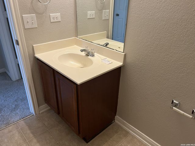 5764 MAXFLI DR, Schertz, TX 78108
