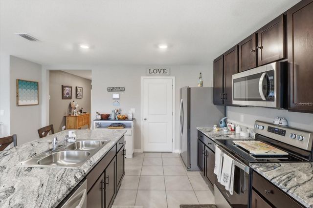 410 W PUTTING GREEN COURT, Beverly Hills, FL 34465