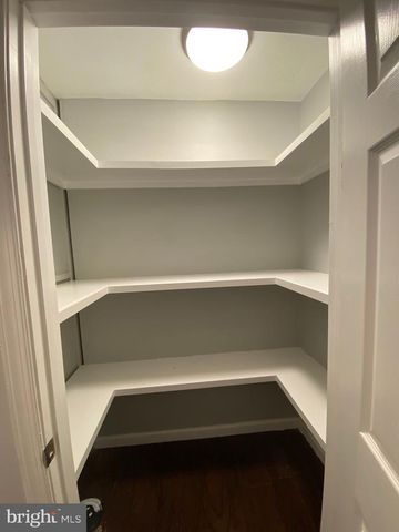 1216 SAVANNAH PL SE, Washington, DC 20032