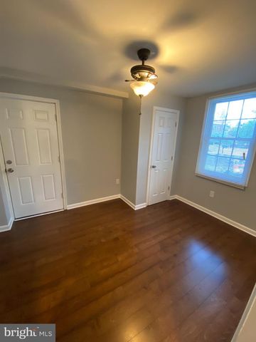 1216 SAVANNAH PL SE, Washington, DC 20032