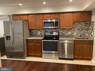 1216 SAVANNAH PL SE, Washington, DC 20032