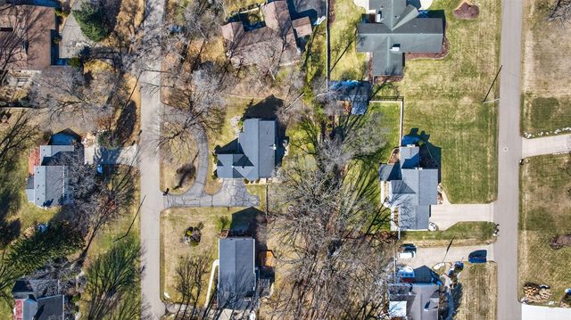 3825 W Walmont Road, Jackson, MI 49203