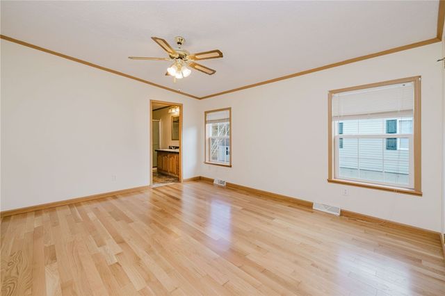 18 Mockingbird Lane, Tiverton, RI 02878