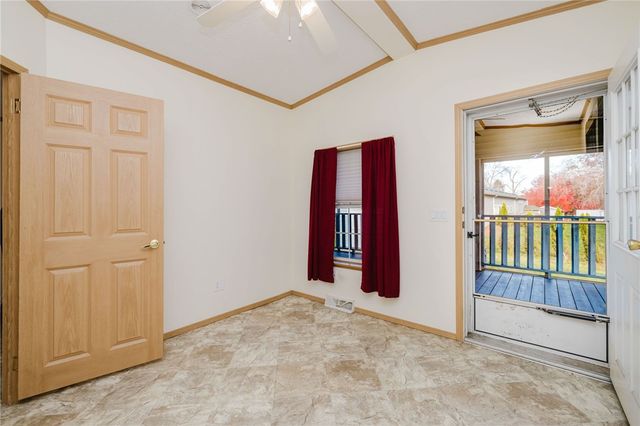 18 Mockingbird Lane, Tiverton, RI 02878