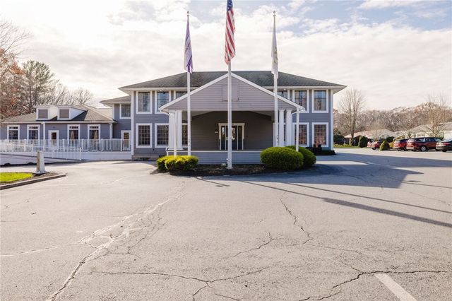 18 Mockingbird Lane, Tiverton, RI 02878