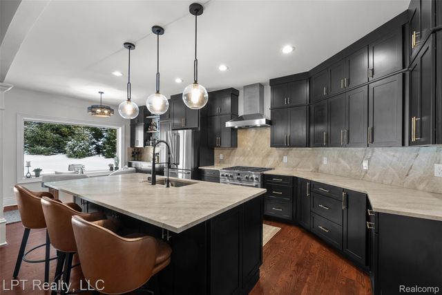 4525 Mapleton Drive, Genoa Township, MI 48843