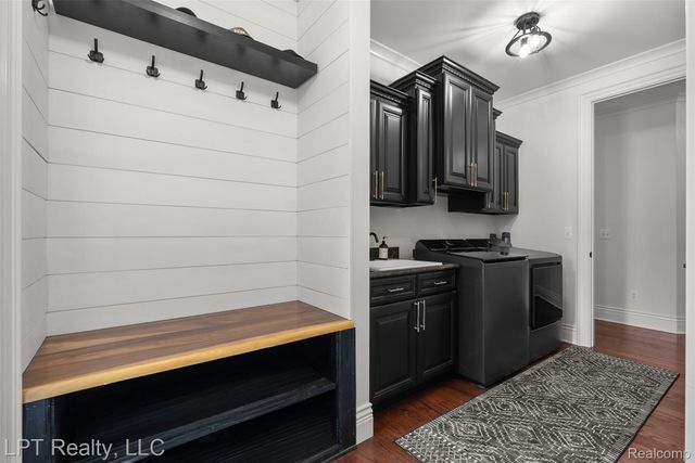 4525 Mapleton Drive, Genoa Township, MI 48843