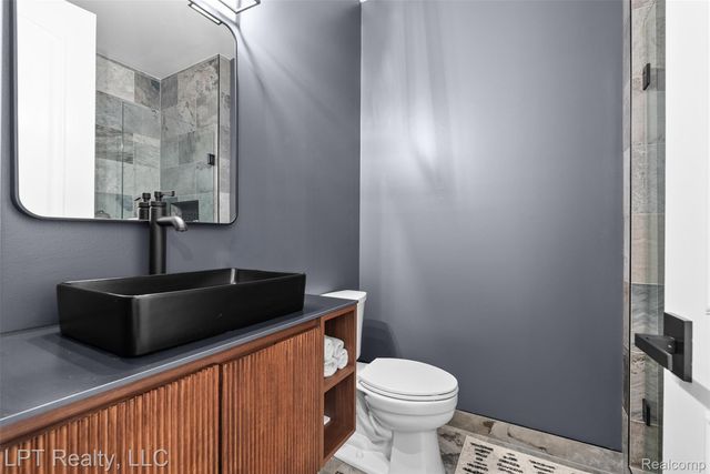 4525 Mapleton Drive, Genoa Township, MI 48843