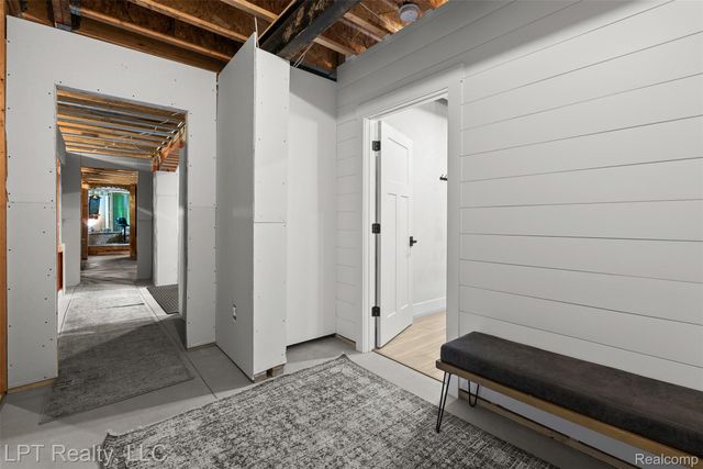 4525 Mapleton Drive, Genoa Township, MI 48843