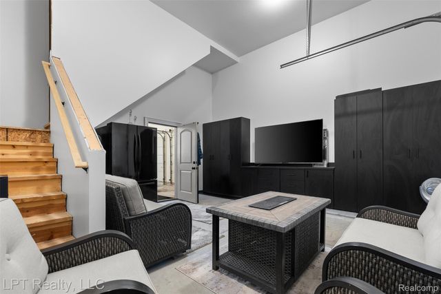 4525 Mapleton Drive, Genoa Township, MI 48843