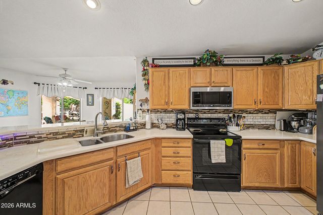 6728 N 186th Avenue, Waddell, AZ 85355