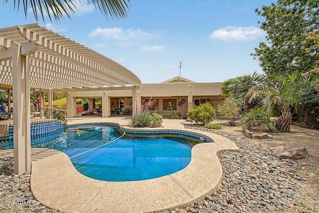 6728 N 186th Avenue, Waddell, AZ 85355