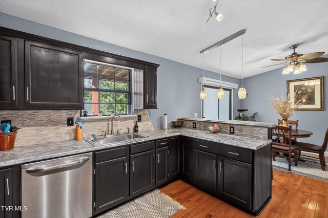 3605 Ian Drive, Johnson City, TN 37604