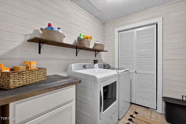3605 Ian Drive, Johnson City, TN 37604