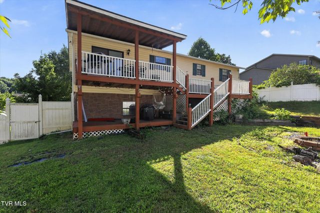 3605 Ian Drive, Johnson City, TN 37604