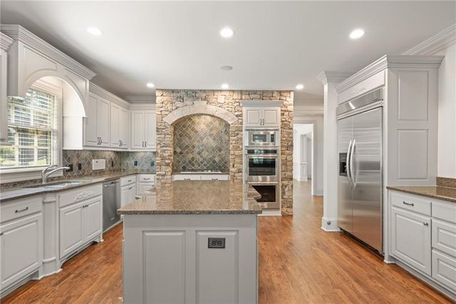 2480 Flint Creek Drive, Cumming, GA 30041