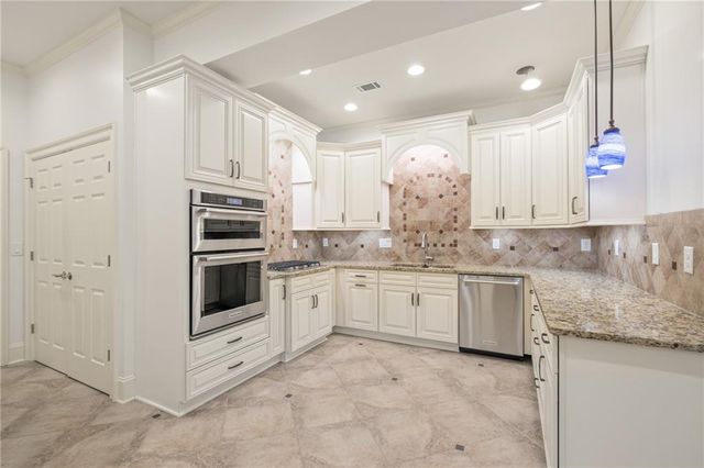 2480 Flint Creek Drive, Cumming, GA 30041