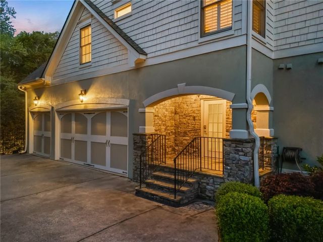 2480 Flint Creek Drive, Cumming, GA 30041