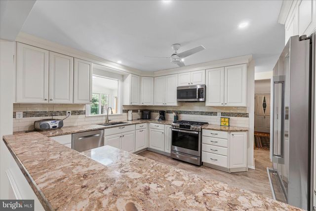 861 TWIN HARBOR DR, Arnold, MD 21012