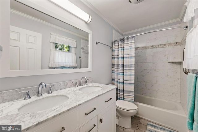 861 TWIN HARBOR DR, Arnold, MD 21012