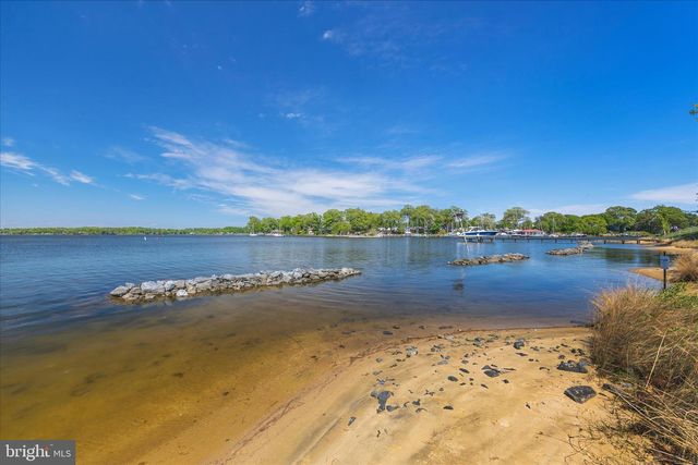 861 TWIN HARBOR DR, Arnold, MD 21012