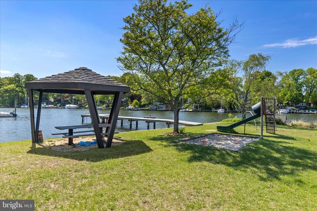 861 TWIN HARBOR DR, Arnold, MD 21012